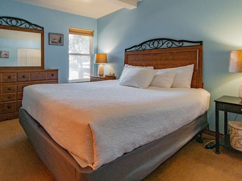 Photo of Embarcadero Resort Hotel & Marina - Suite, King Bed