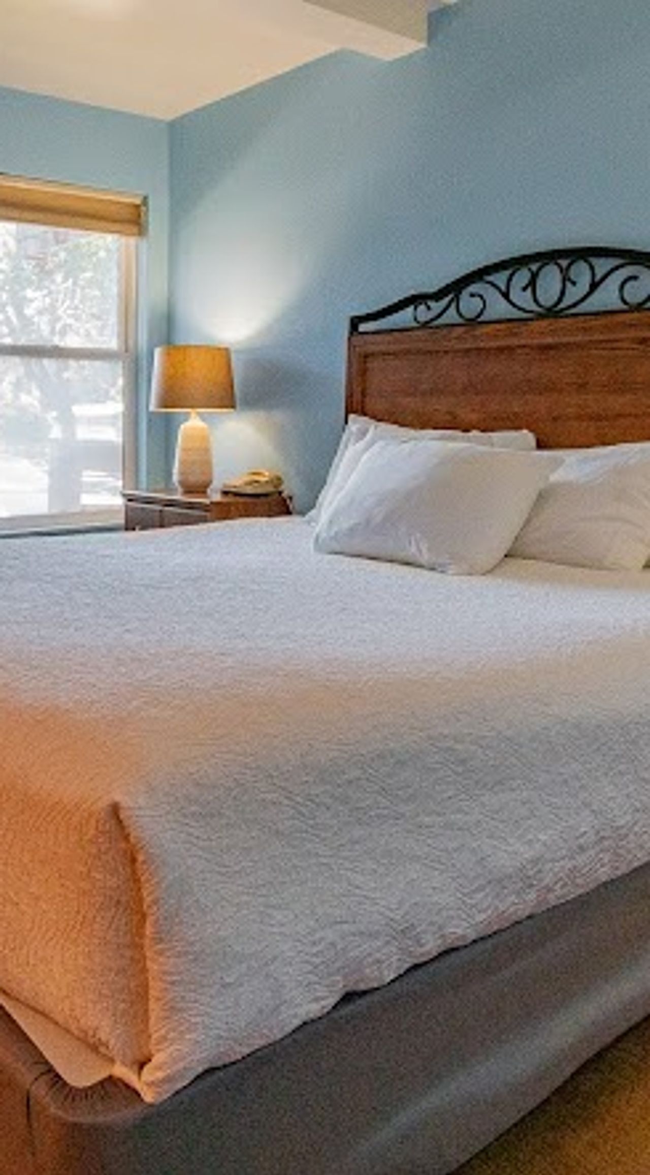 Photo of Embarcadero Resort Hotel & Marina - Suite, King Bed