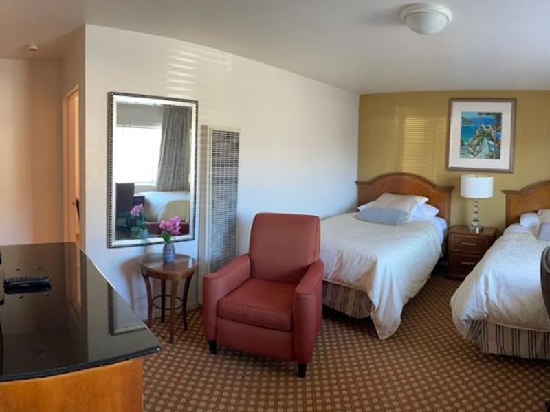Photo of Laguna Lodge - Room, 2 Queen Beds