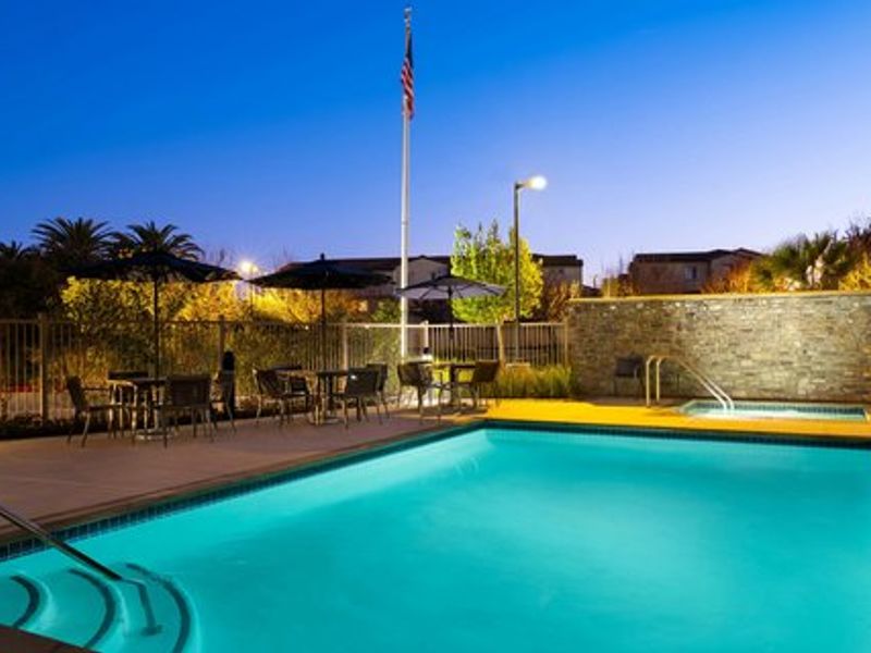 Photo of Courtyard Sunnyvale Silicon Valley