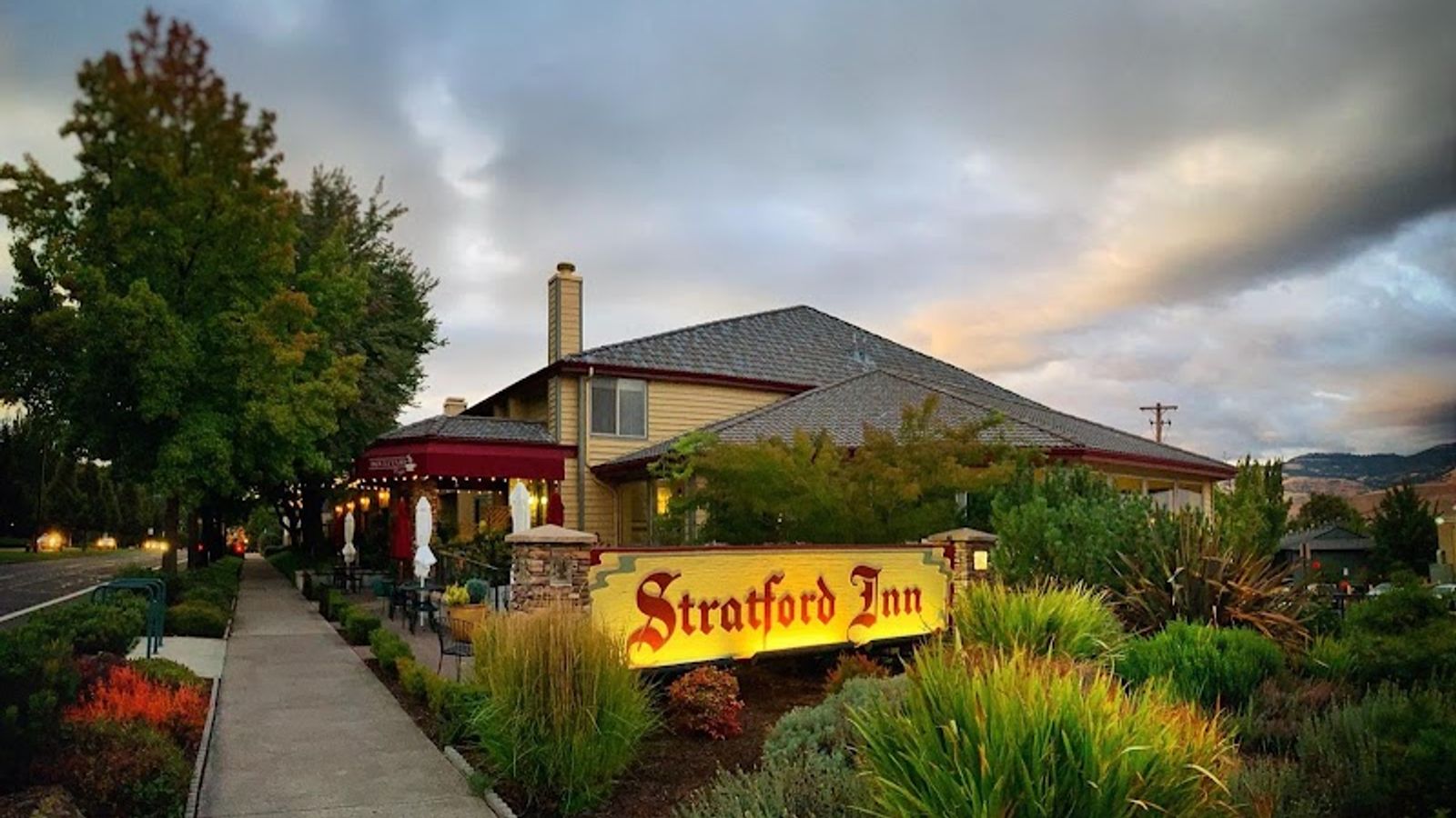 Stratford Inn