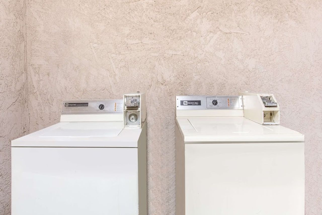 Photo of Knights Inn Madera