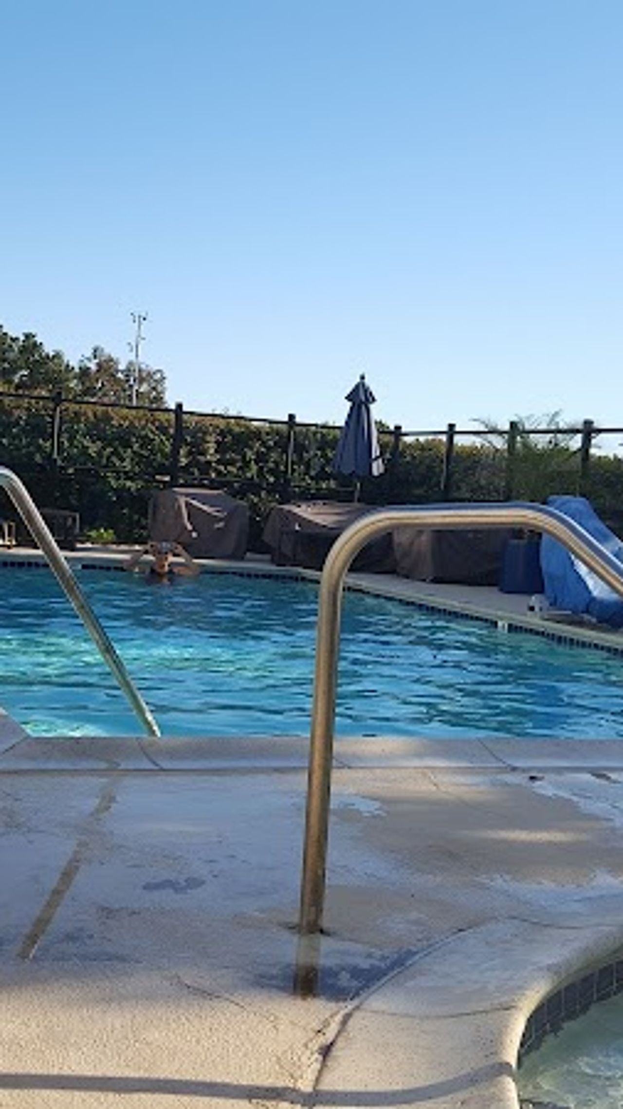 Photo of The Marina Inn on San Francisco Bay
