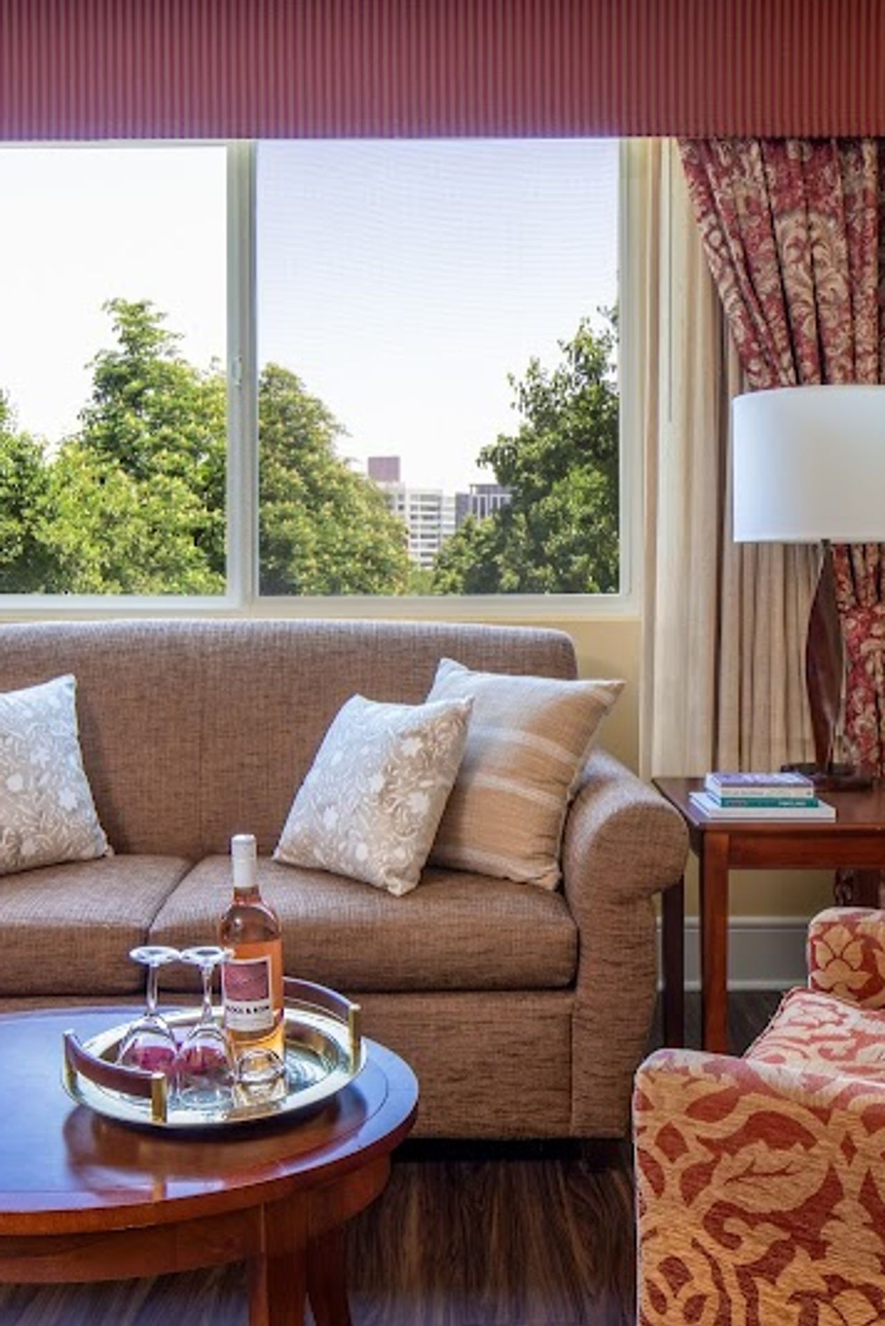 Photo of Park Lane Suites and Inn