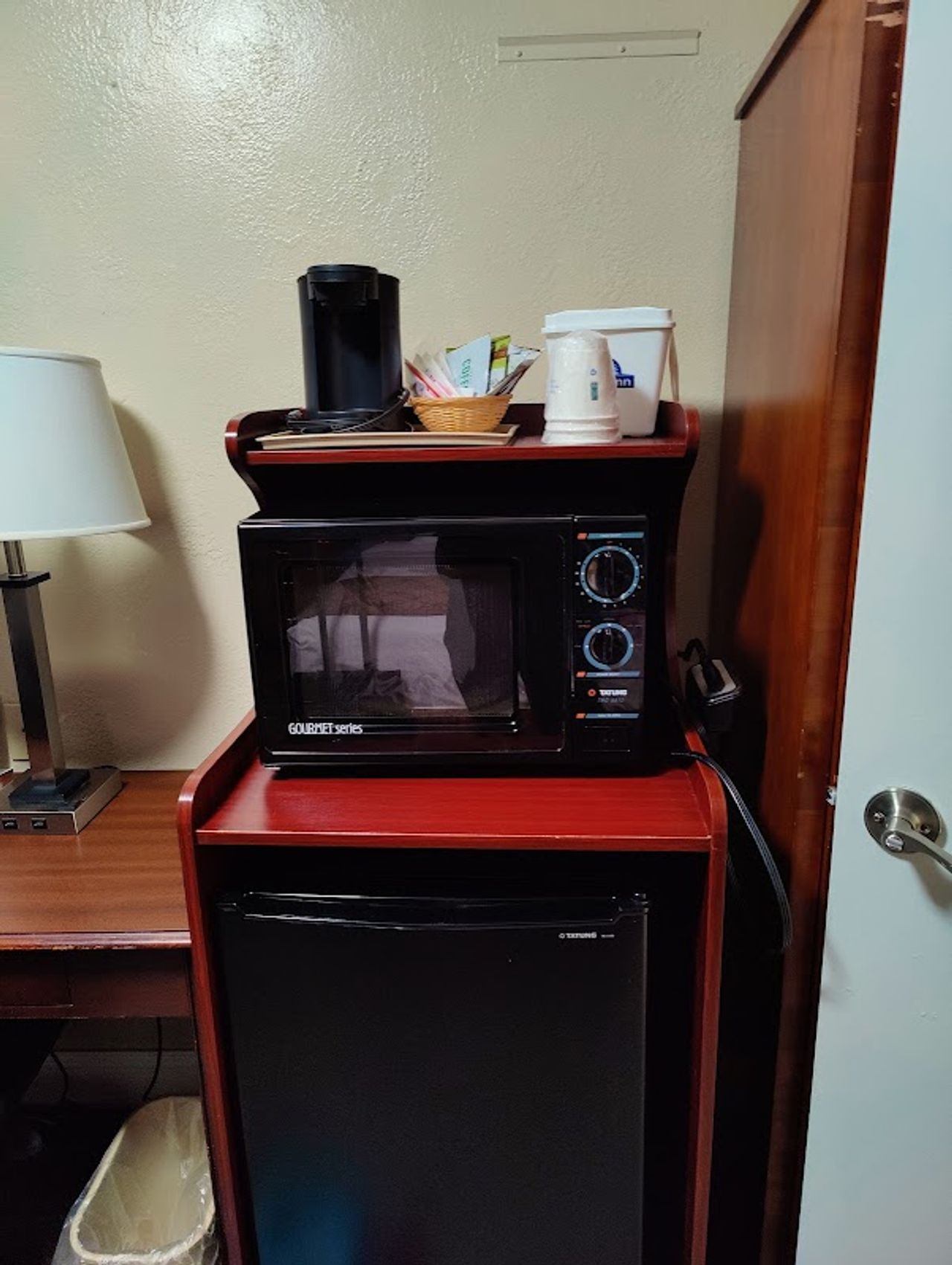 Photo of Days Inn & Suites Lodi