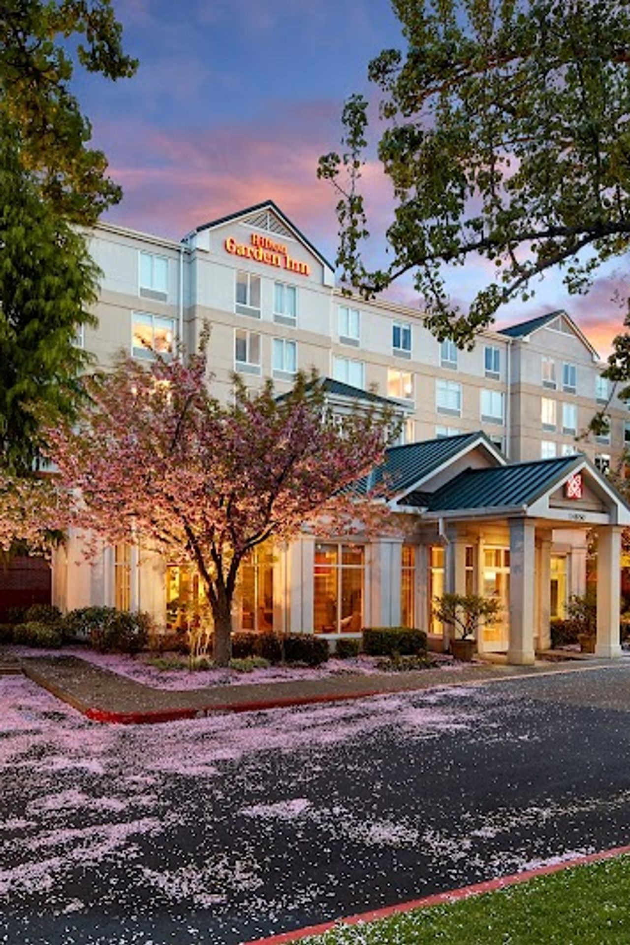 Photo of Hilton Garden Inn Portland/Lake Oswego