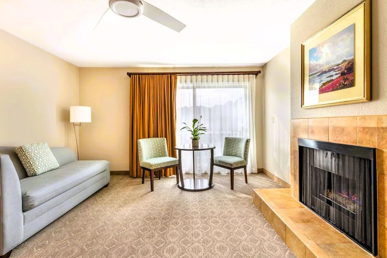 Photo of Best Western Plus Monterey Inn - Room, Fireplace, 1 King Bed, Separate living area