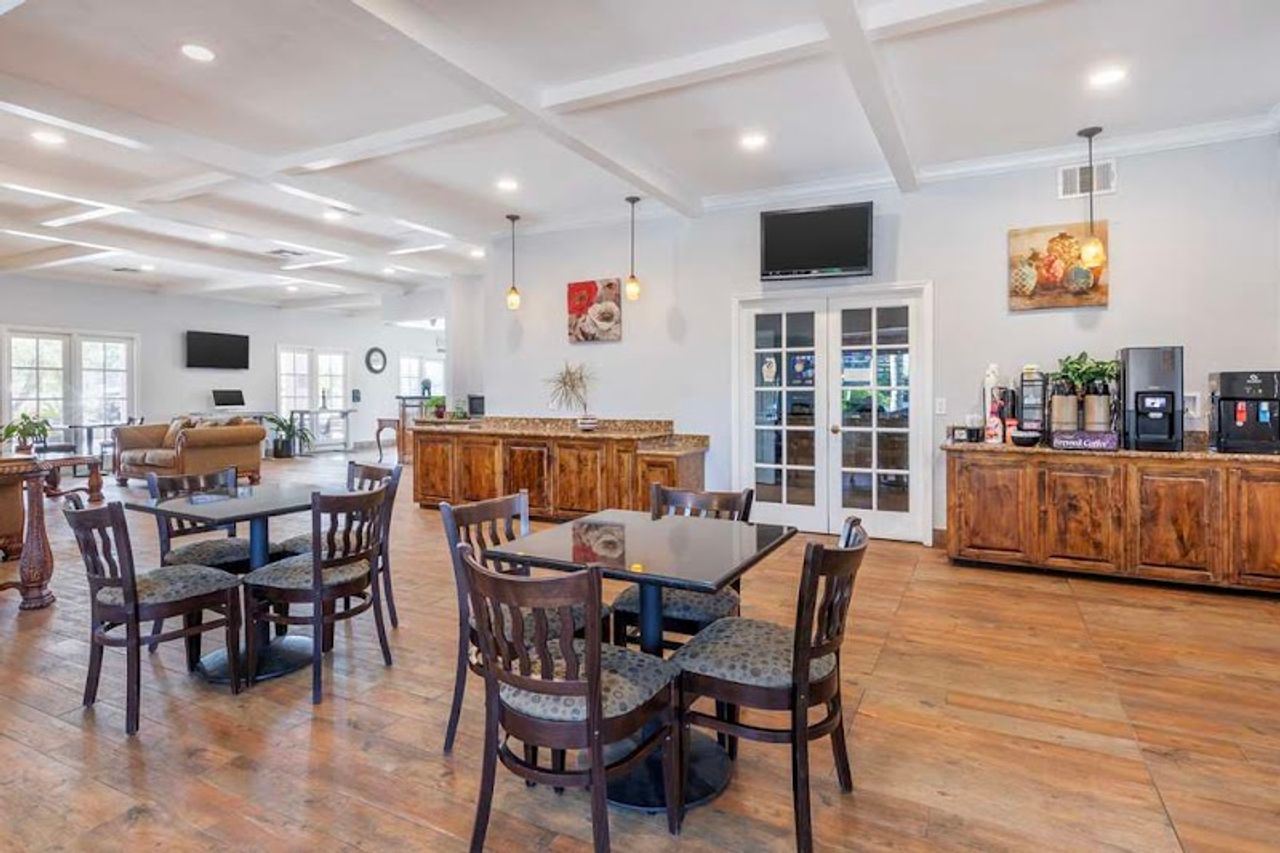 Photo of Best Western Plus Hill House