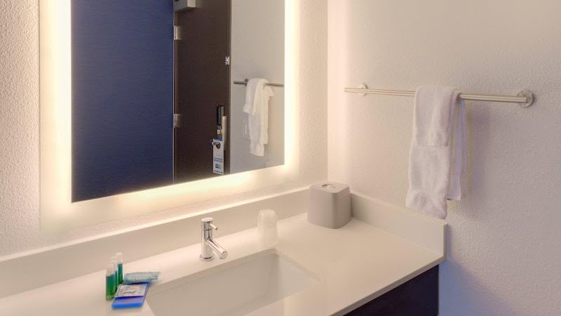 Photo of Holiday Inn Express Newberg - Wine Country, an IHG Hotel