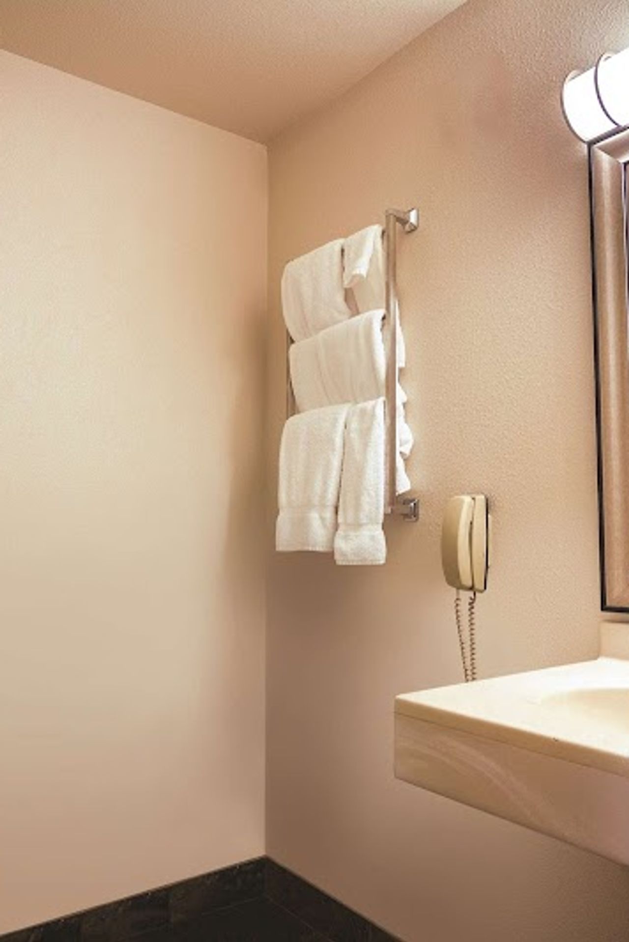 Photo of La Quinta Inn & Suites by Wyndham Grants Pass