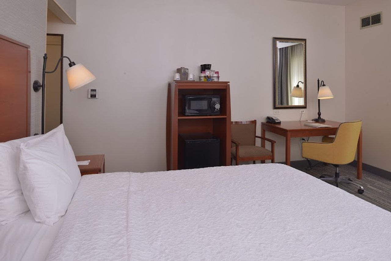 Photo of Hampton Inn & Suites Bakersfield North-Airport