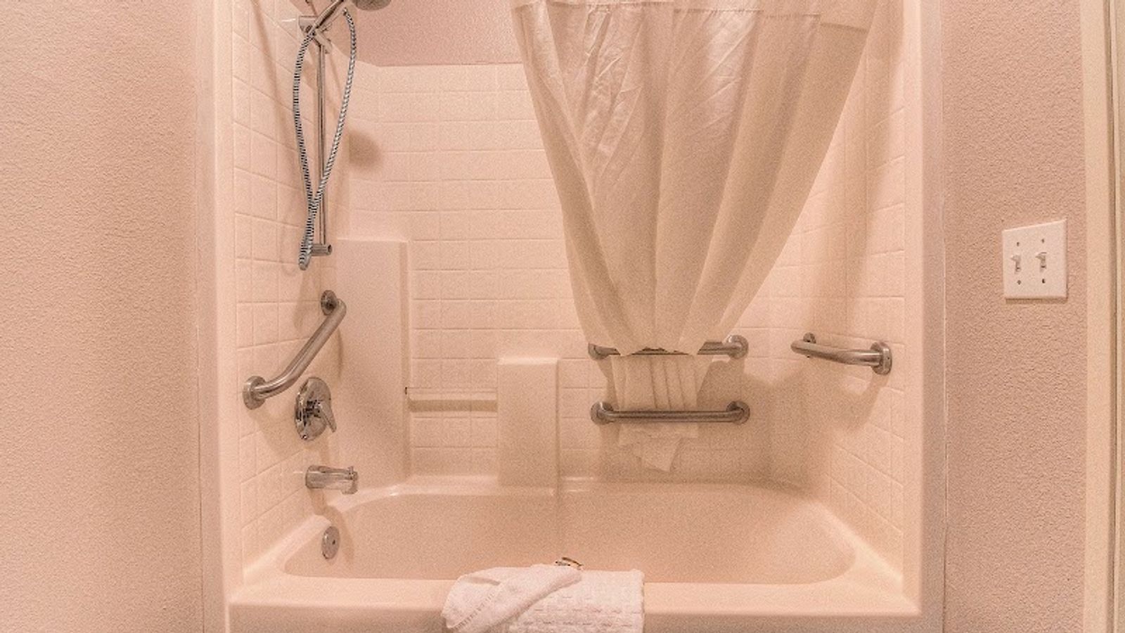 Photo of Best Western Plus Yakima Hotel