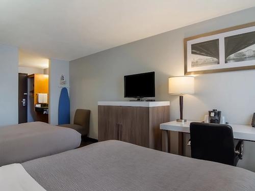 Photo of Quality Inn & Suites