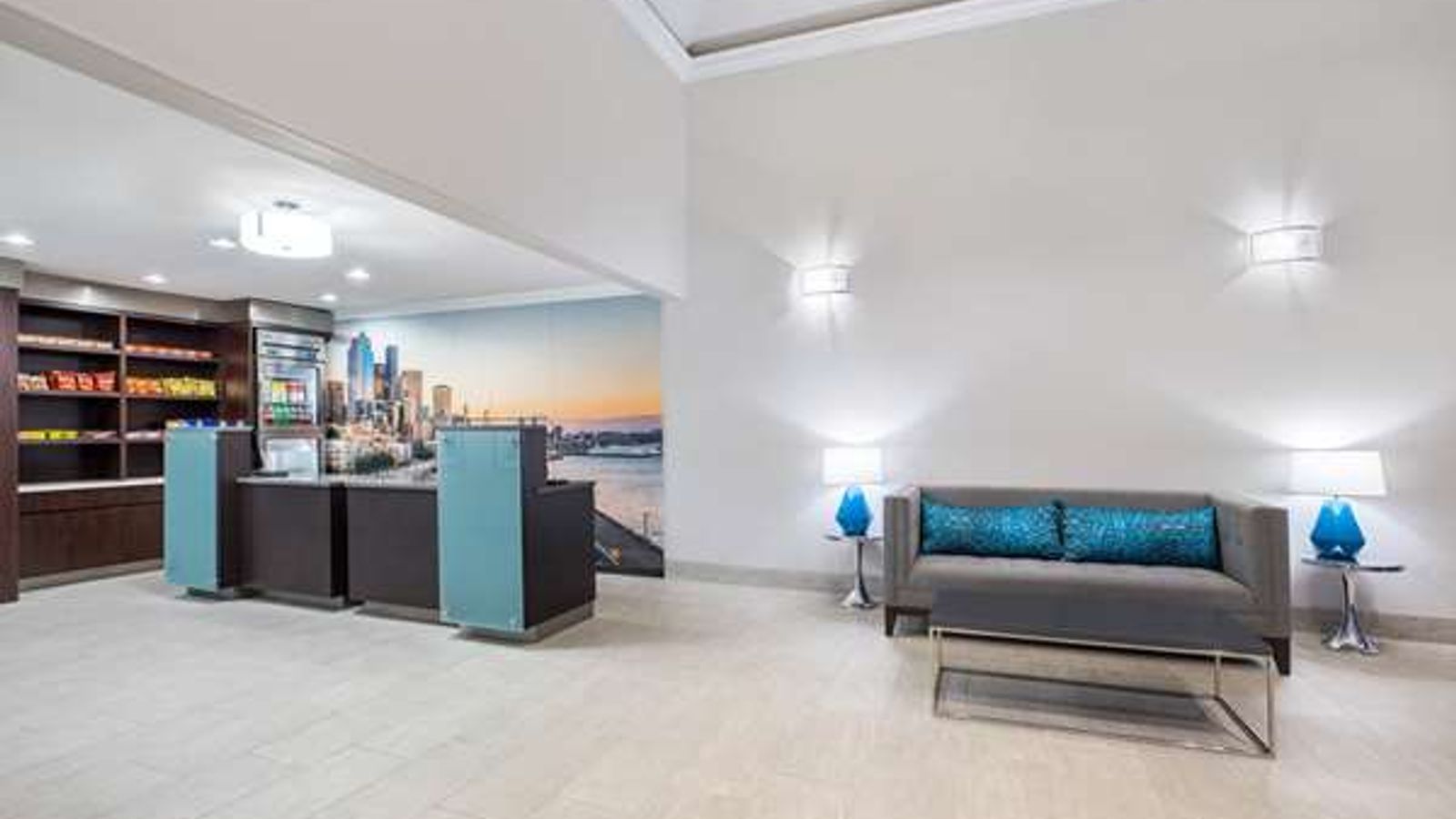 Photo of La Quinta Inn by Wyndham Everett