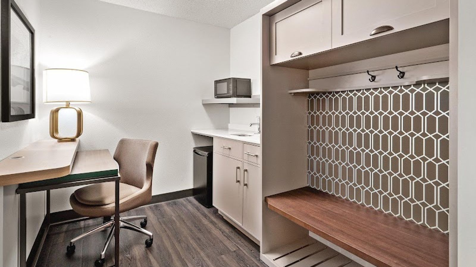 Photo of Holiday Inn & Suites Bothell, an IHG Hotel