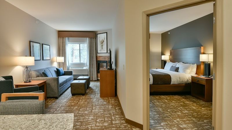 Photo of GrandStay Hotel & Suites Sisters