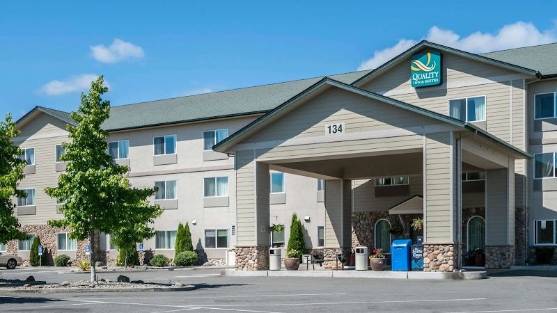 Quality Inn & Suites Sequim at Olympic National Park