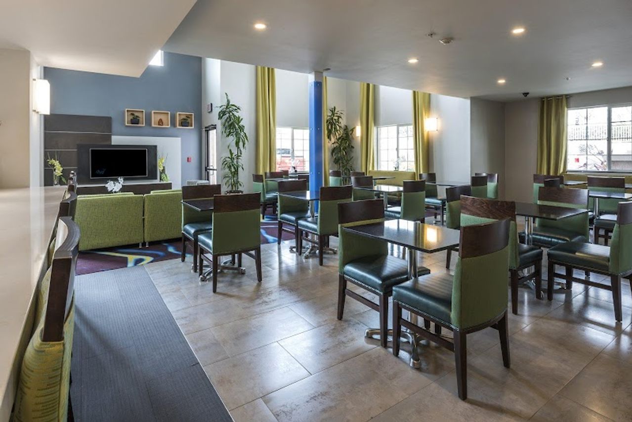 Photo of Holiday Inn Express & Suites Livermore by IHG