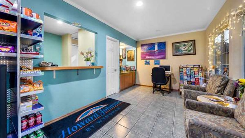 Photo of Howard Johnson by Wyndham Santa Cruz Beach Boardwalk