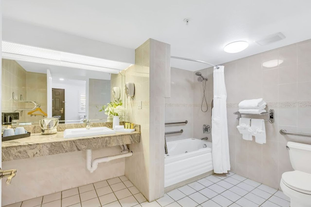 Photo of Napa Valley Hotel and Suites