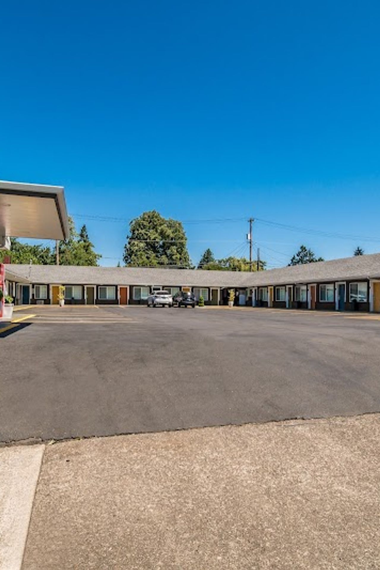 Photo of Signature Inn Eugene