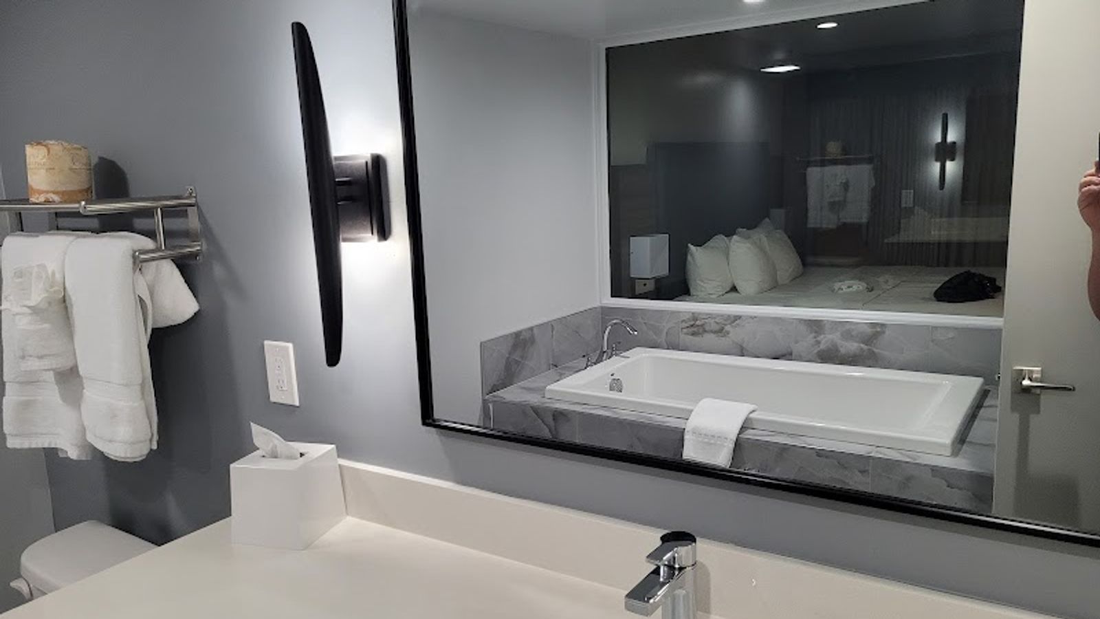 Photo of Hourglass Hotel, Ascend Hotel Collection