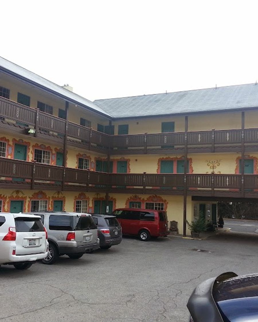 Leavenworth Village Inn