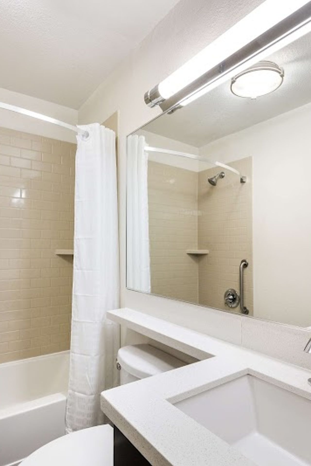 Photo of Sonesta Simply Suites Silicon Valley Santa Clara