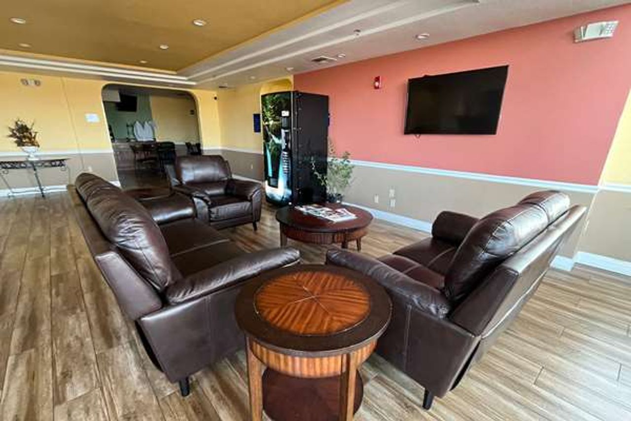 Photo of Baymont by Wyndham Manteca