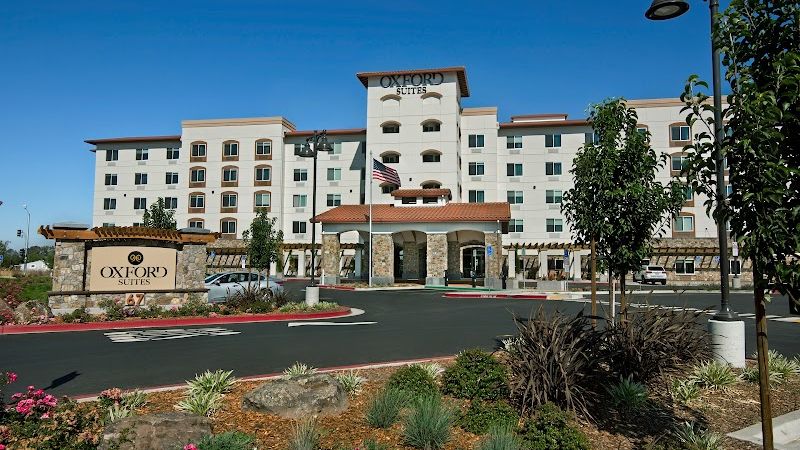 Photo of Oxford Suites Sonoma County - Rohnert Park