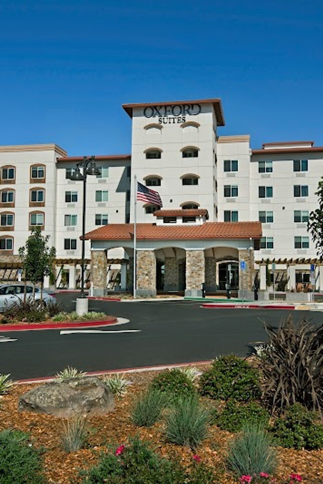 Photo of Oxford Suites Sonoma County - Rohnert Park
