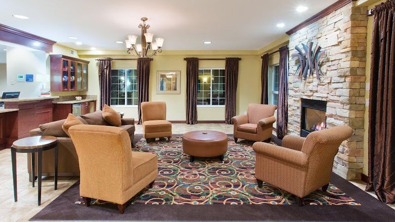 Photo of Holiday Inn Express & Suites Portland-Jantzen Beach, an IHG Hotel