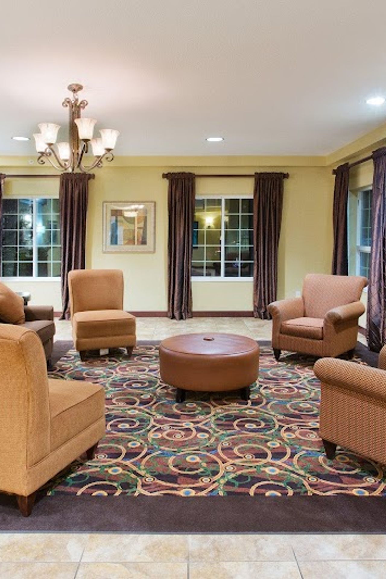 Photo of Holiday Inn Express & Suites Portland-Jantzen Beach, an IHG Hotel