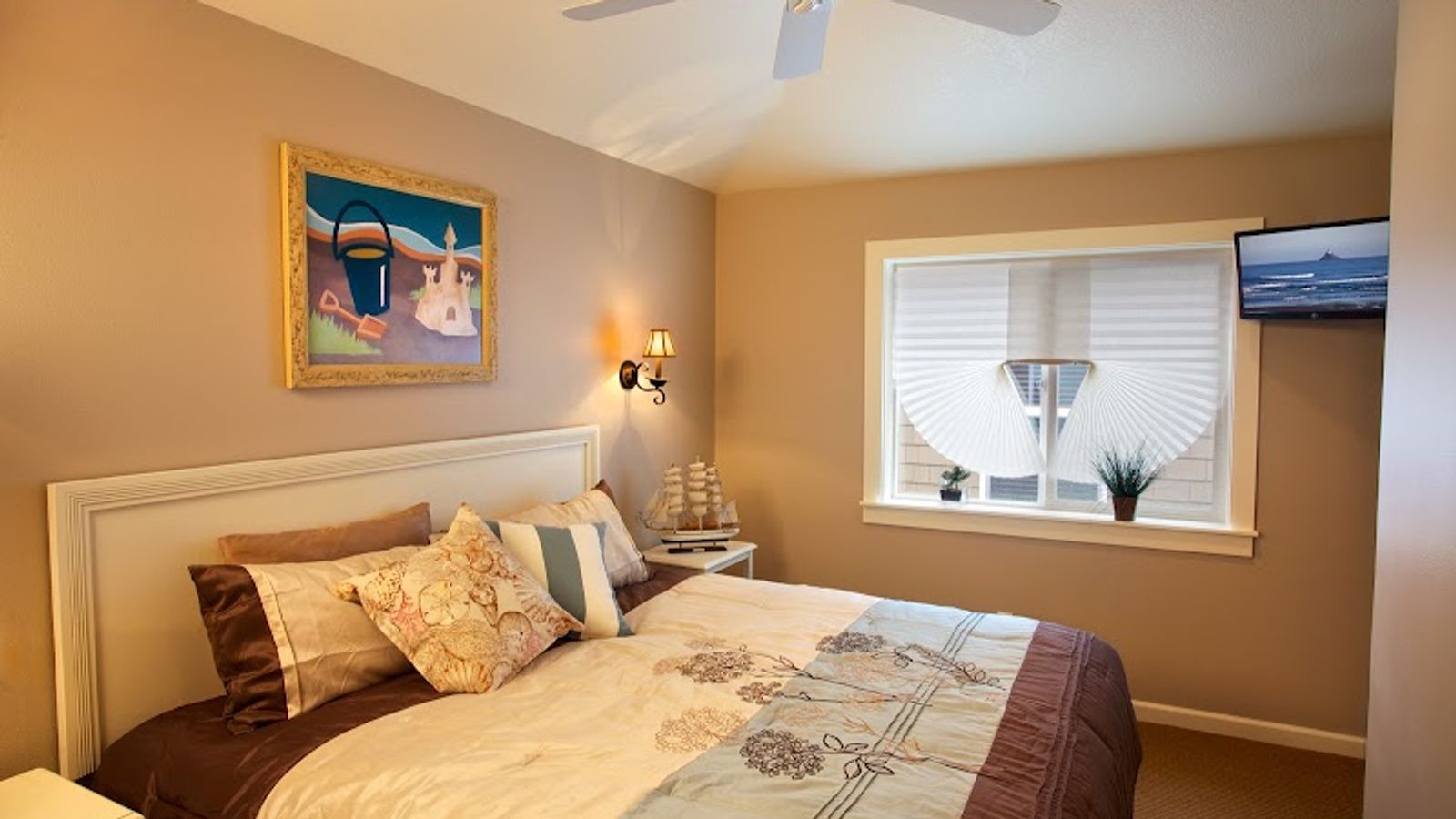 Photo of Lighthouse Inn