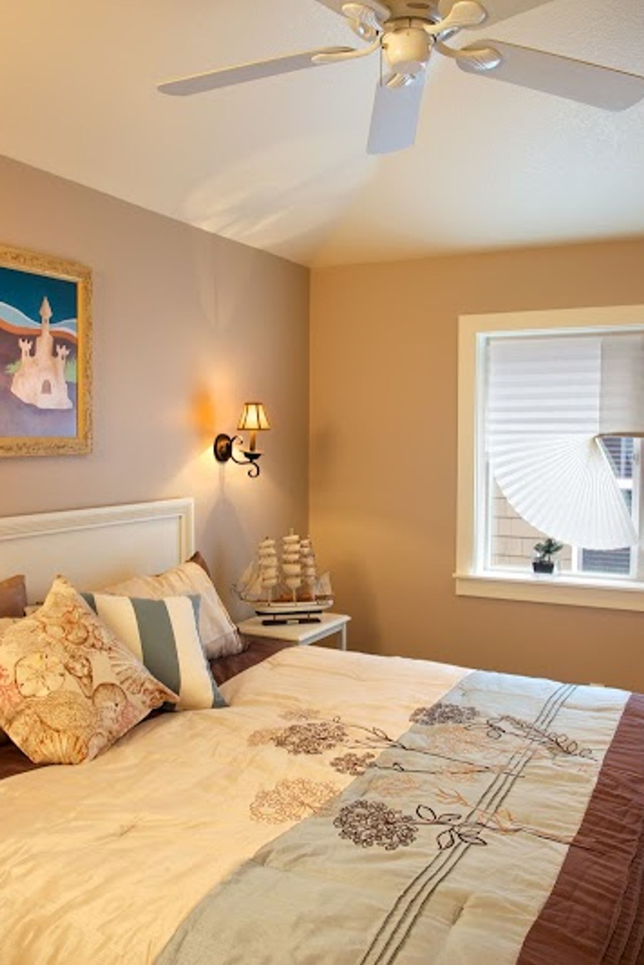 Photo of Lighthouse Inn
