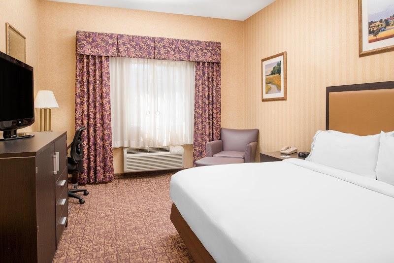 Photo of Holiday Inn Express Wenatchee, an IHG Hotel