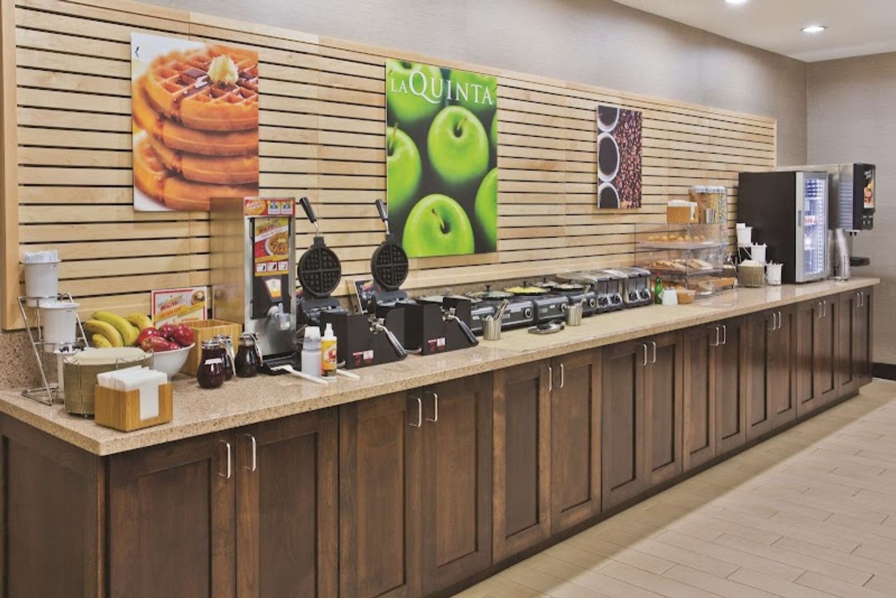 Photo of La Quinta Inn & Suites by Wyndham Bellingham