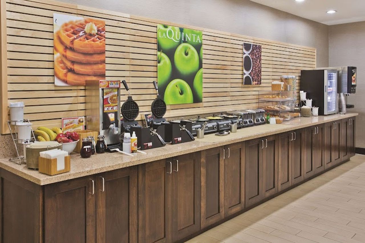 Photo of La Quinta Inn & Suites by Wyndham Bellingham