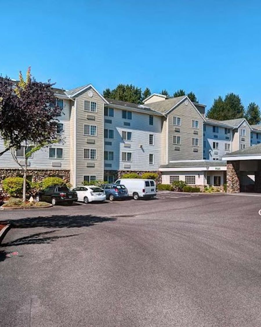 Country Inn & Suites by Radisson, Portland International Airport, OR