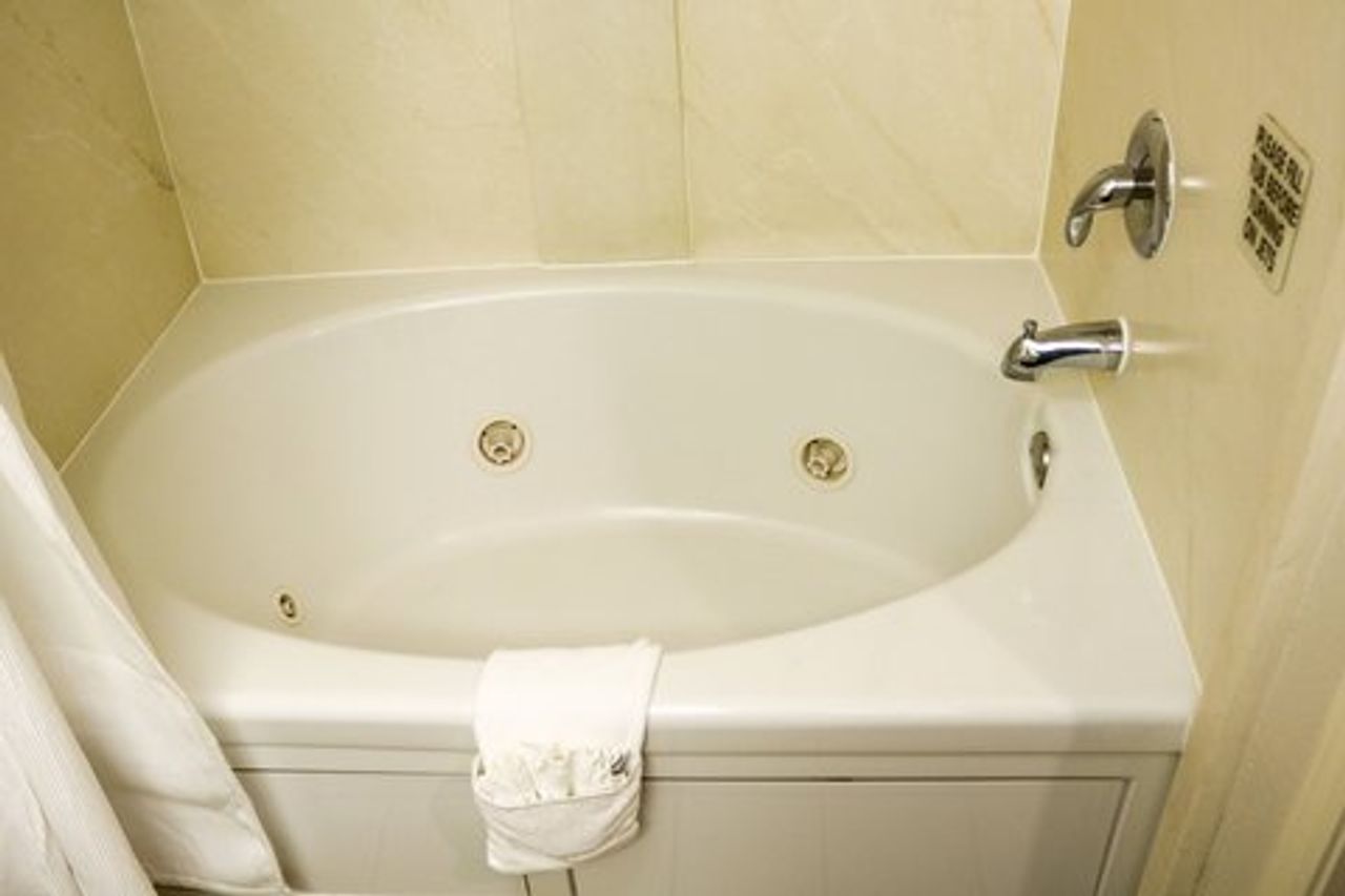 Photo of Fairfield Inn & Suites Oakland Hayward - Private Hot tub/whirlpool