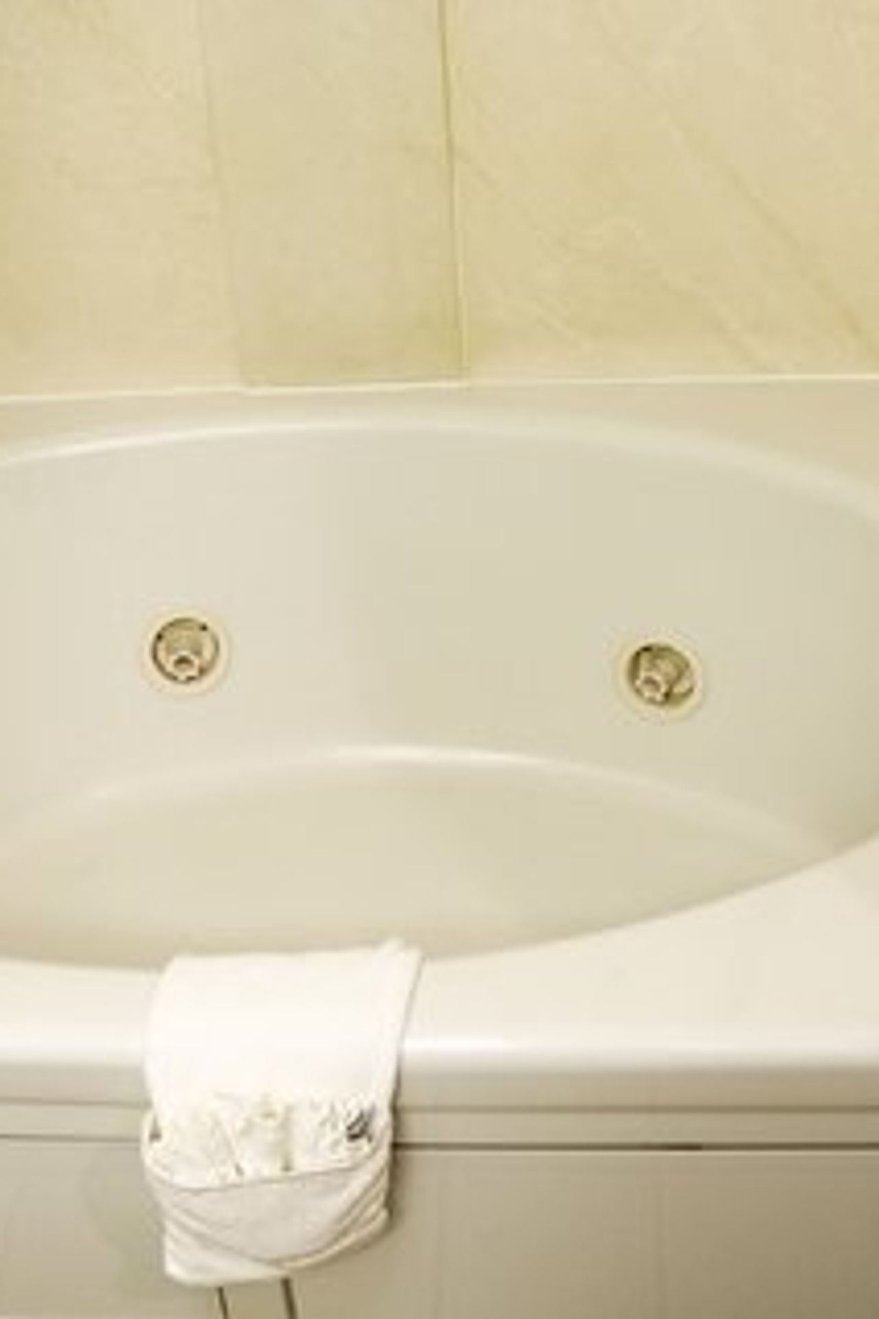 Photo of Fairfield Inn & Suites Oakland Hayward - Private Hot tub/whirlpool