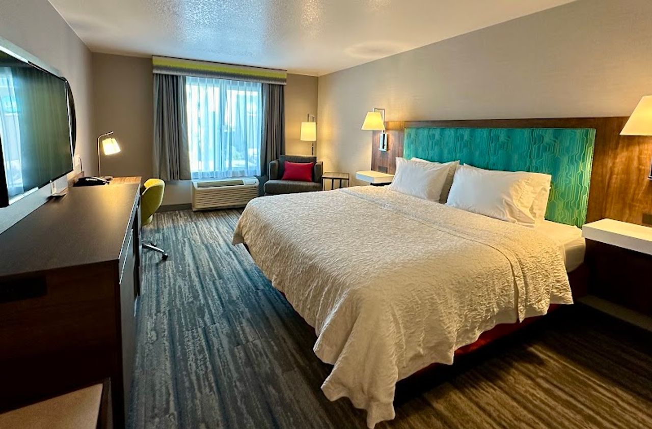 Photo of Hampton Inn & Suites Lathrop