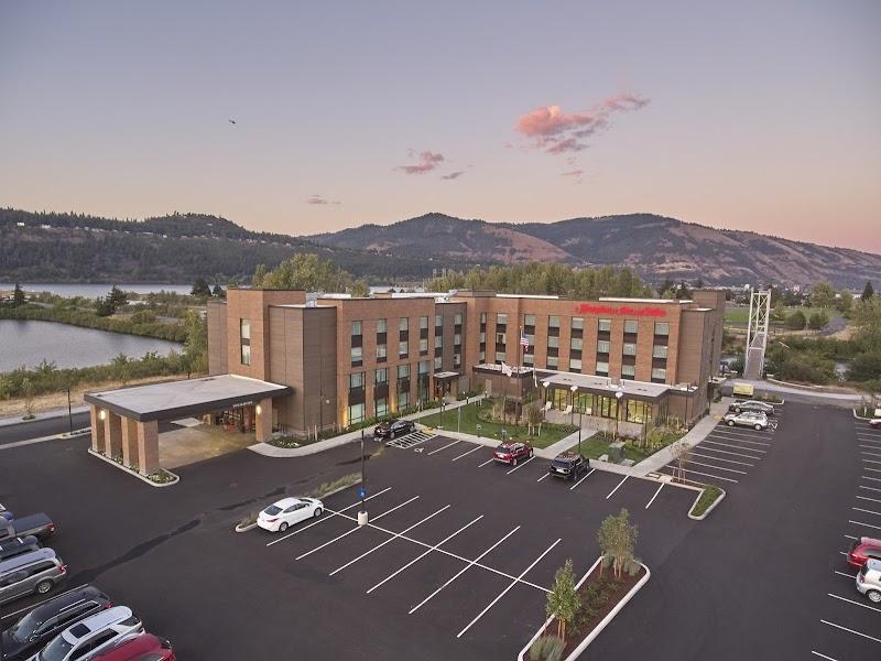 Photo of Hampton Inn & Suites Hood River