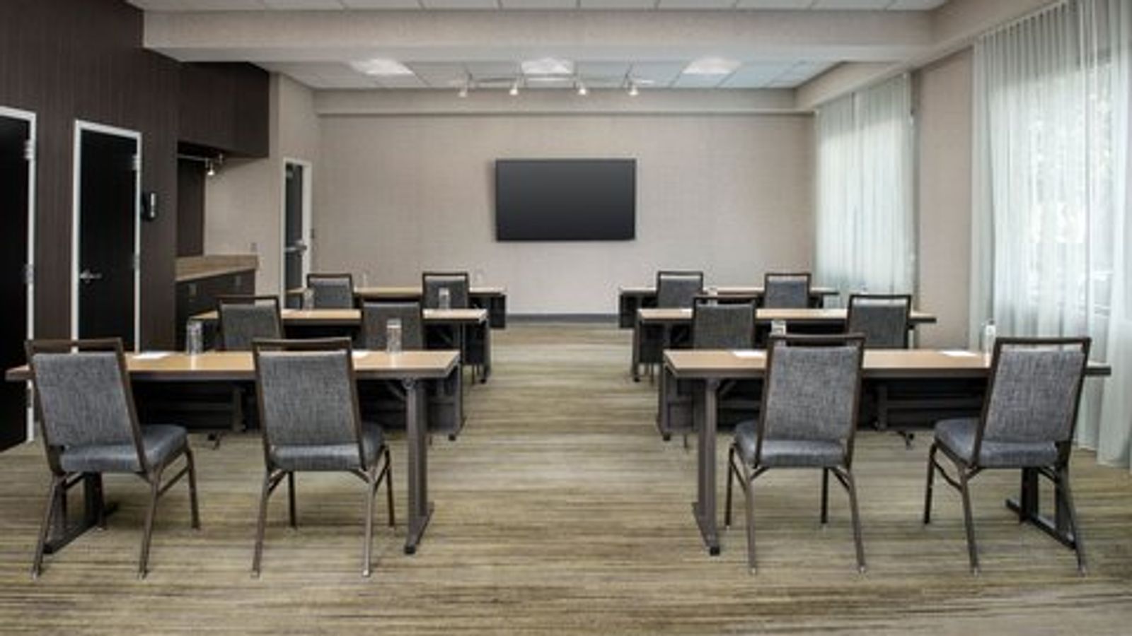 Photo of Courtyard Portland Tigard