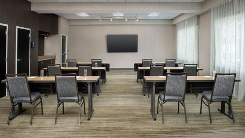 Photo of Courtyard Portland Tigard