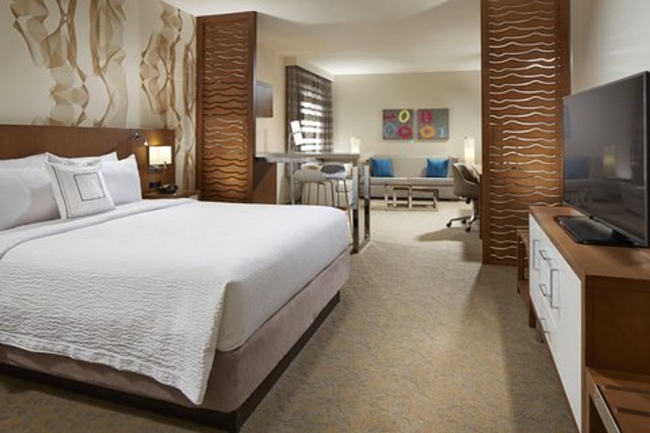 Photo of Courtyard Sunnyvale Silicon Valley