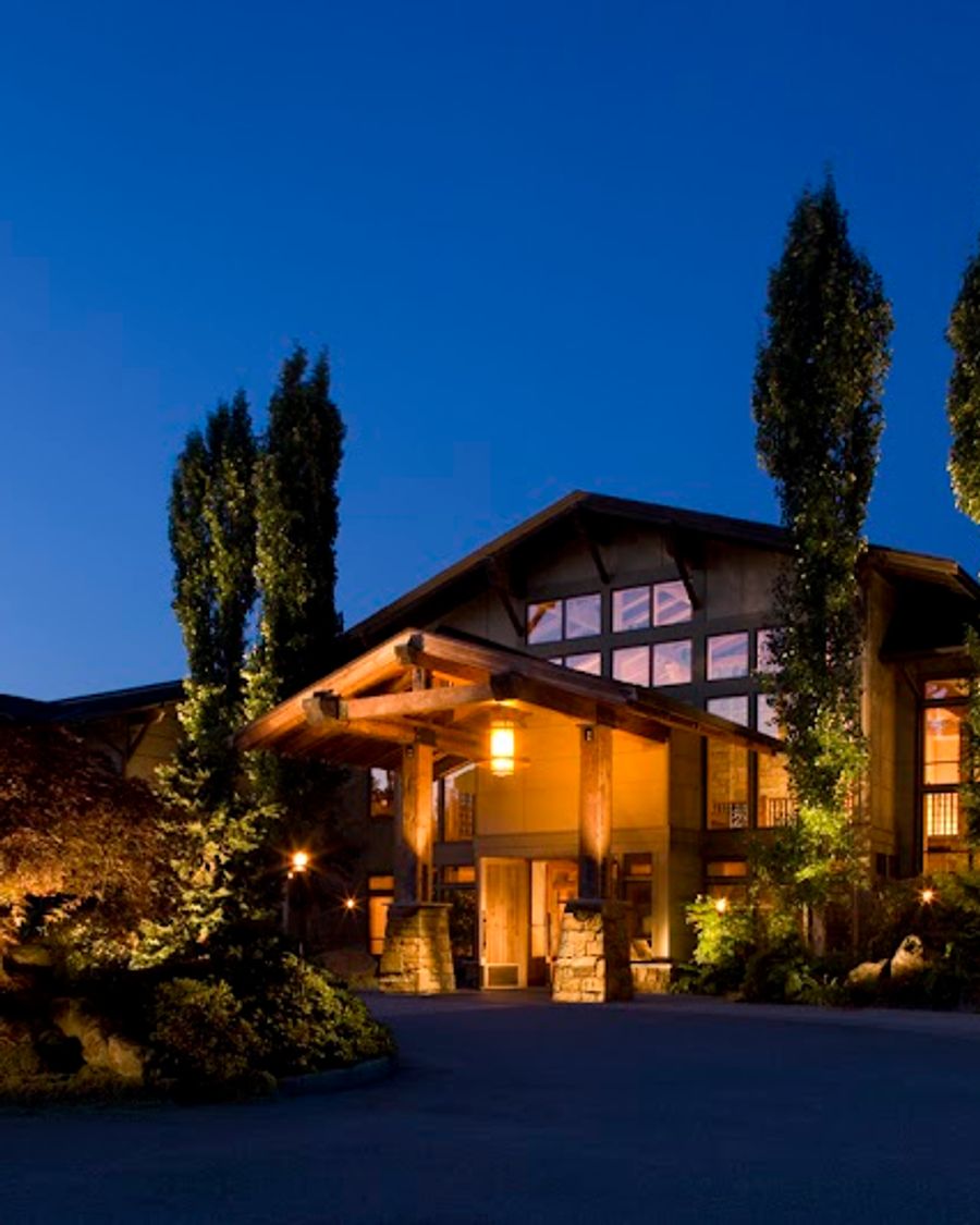 Willows Lodge