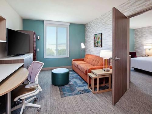 Photo of Home2 Suites by Hilton Alameda Oakland Airport