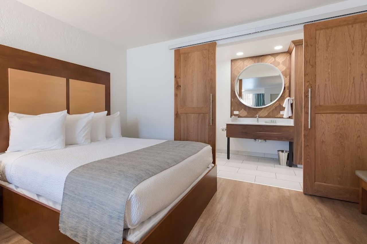 Photo of Best Western Foothills Inn