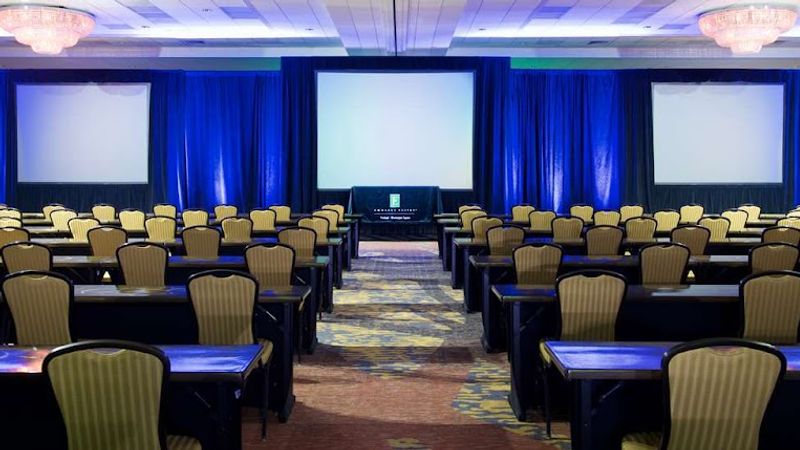 Photo of Embassy Suites by Hilton Portland Tigard